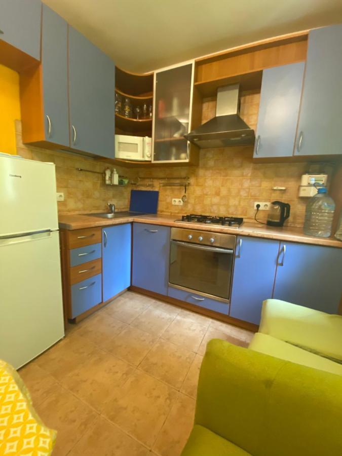 Adventure Apartment Kyiv Exterior photo